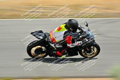 media/May-31-2025-Classic Track Day (Sat) [[da23ab3028]]/Group C/Session 4 (Turns 4 and 6)/